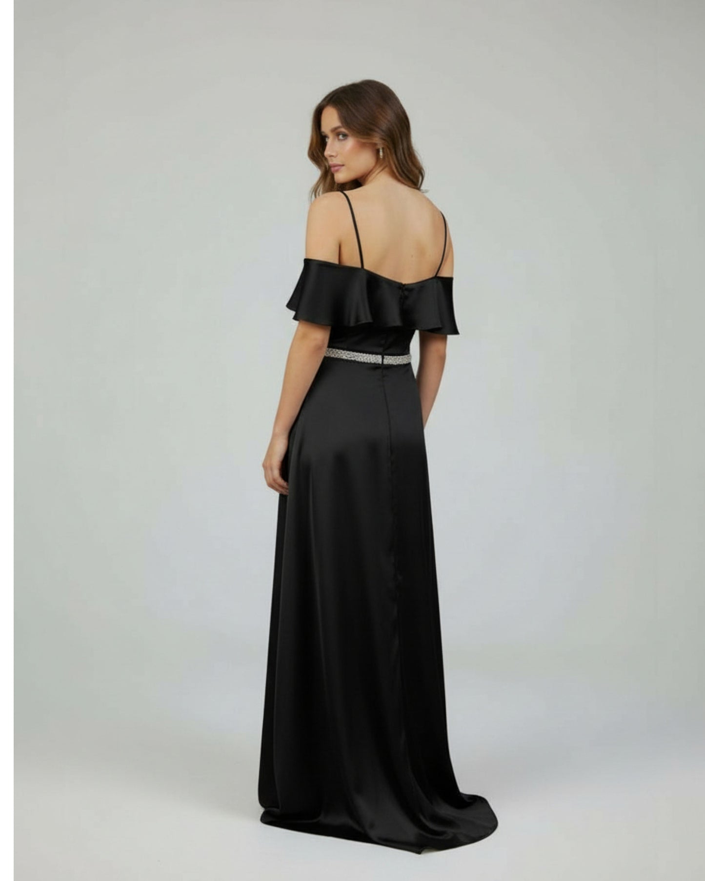 Elegantes Satin-Abendkleid mit Schulterfreiem Schnitt Beschreibung - E287