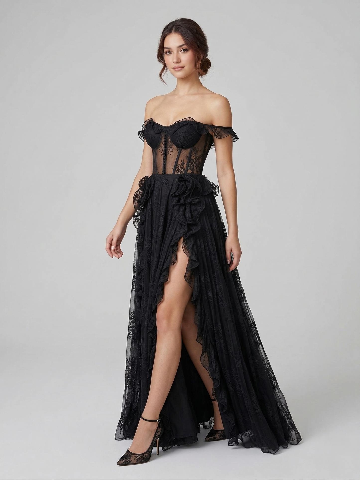 Trägerloses Spitzenabendkleid mit Schlitz E382
