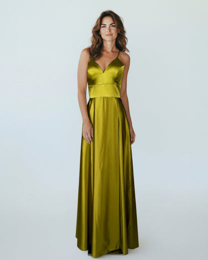 Satin-Abendkleid mit Trägern - E252