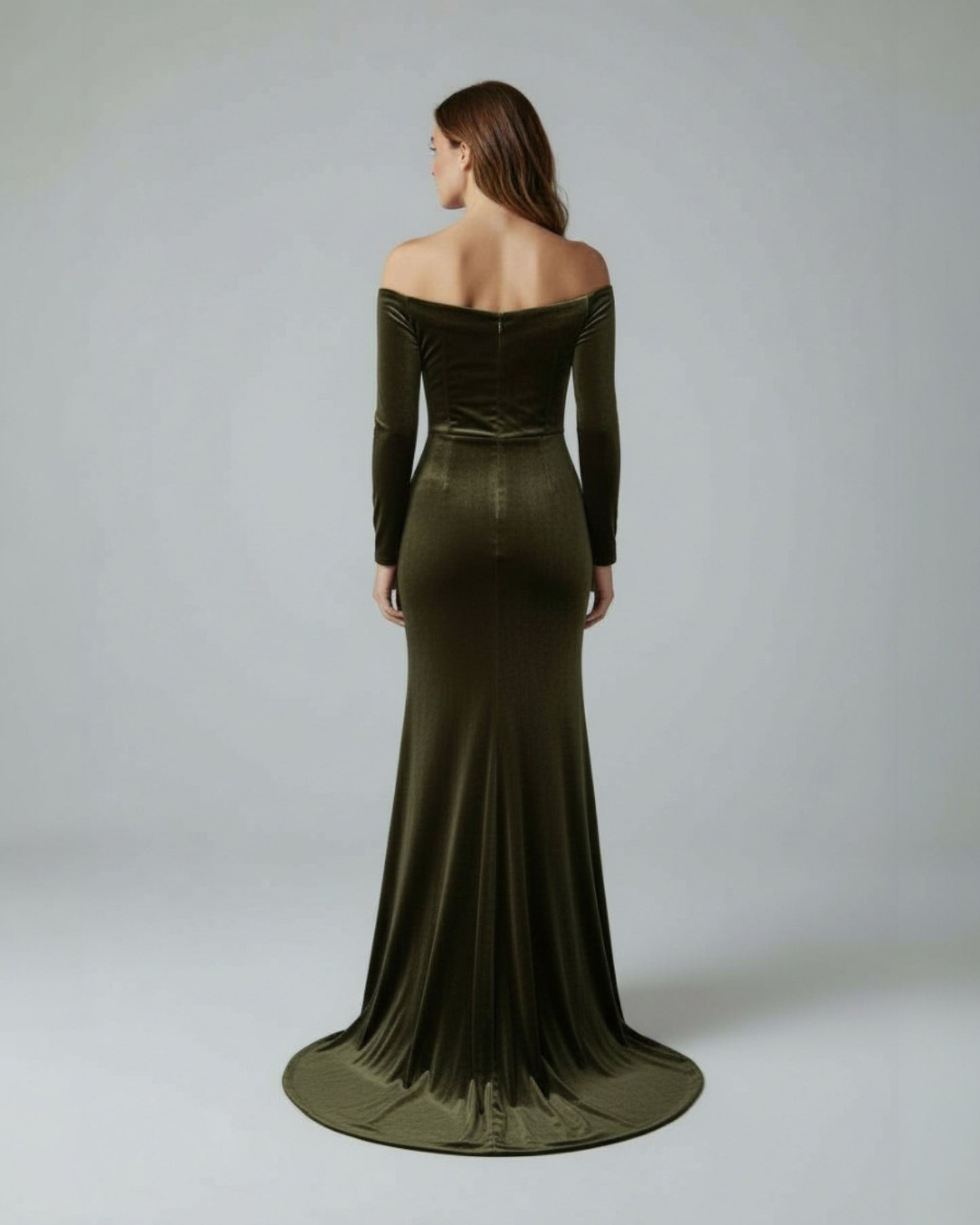 Langärmeliges Samtkleid mit schulterfreiem Schnitt - E254