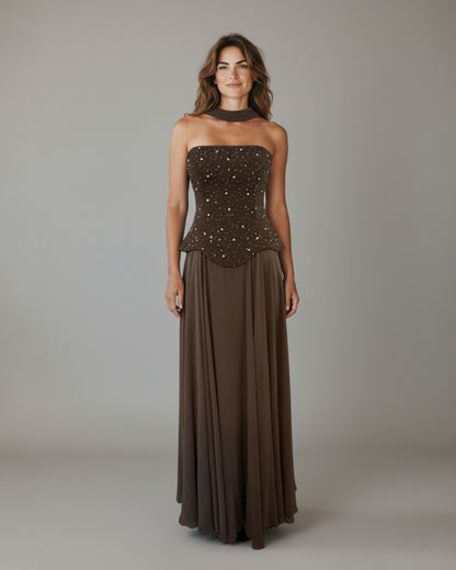 Ein atemberaubendes Abendkleid - E255