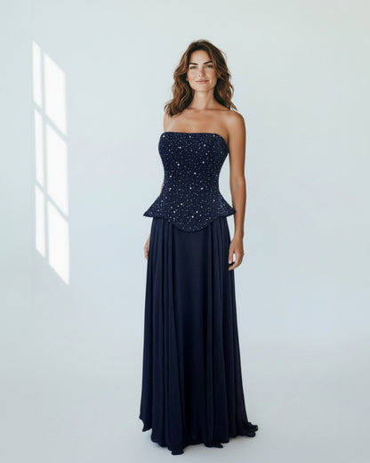 Ein atemberaubendes Abendkleid - E255