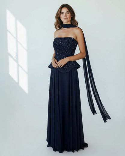 Ein atemberaubendes Abendkleid - E255