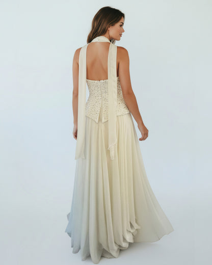 Ein atemberaubendes Abendkleid - E255