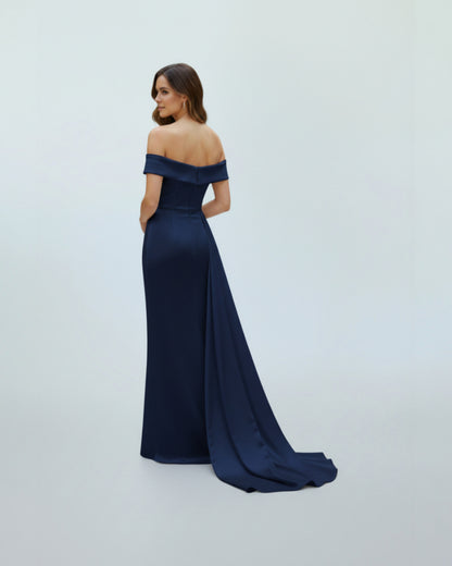 Elegantes Schulterfreies Satin-Abendkleid - E266