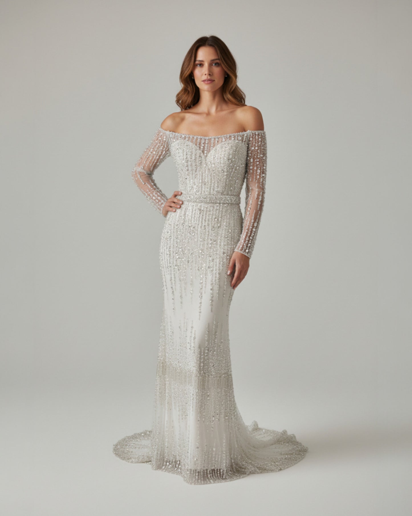 Bodyslanges Abendkleid mit Langarm und Paillettenbesatz - E269