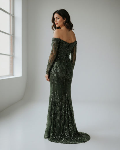 Bodyslanges Abendkleid mit Langarm und Paillettenbesatz - E269