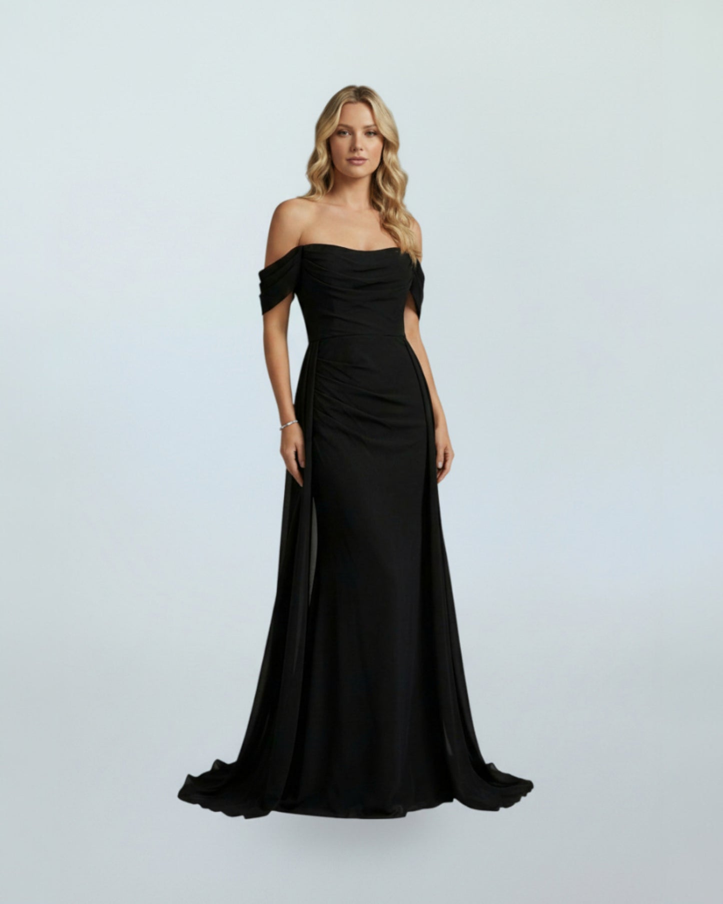 Schulterfreies Chiffon-Kleid mit Drapierung - E271