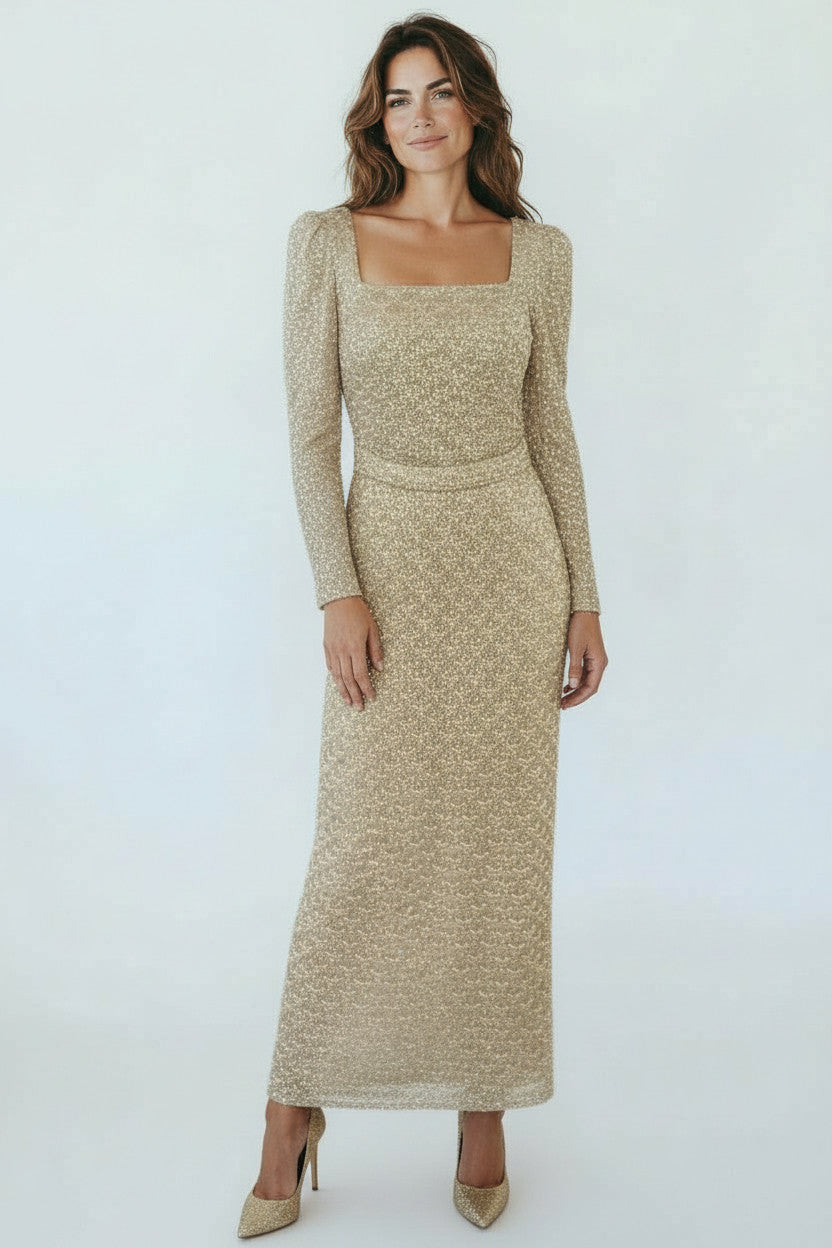 Langes Glänzendes Abendkleid mit Quadratischem Ausschnitt E274