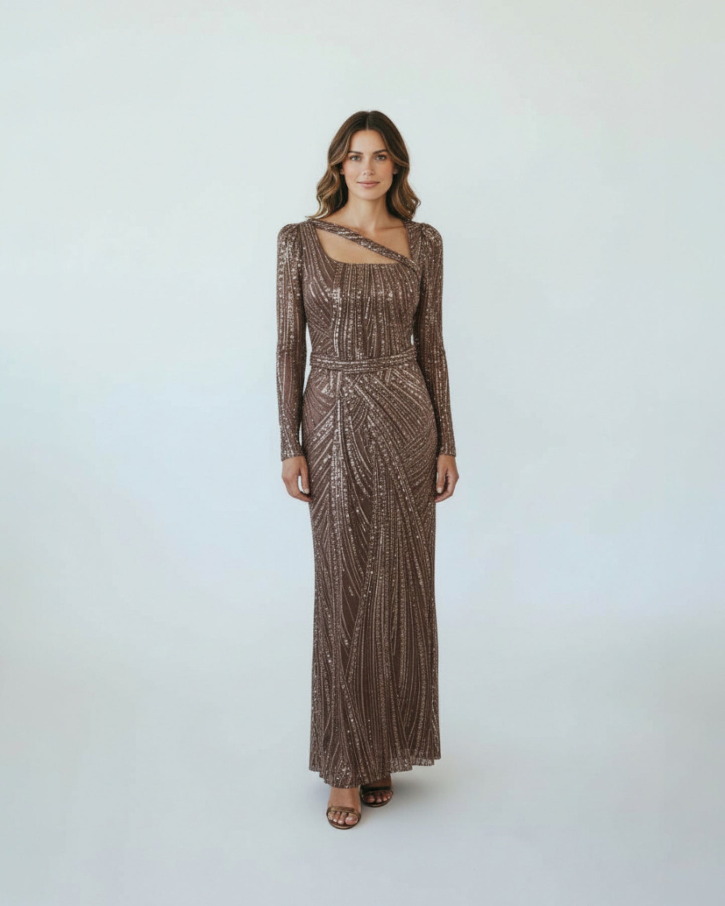 Figurbetontes Paillettenkleid mit asymmetrischem Ausschnitt - E275