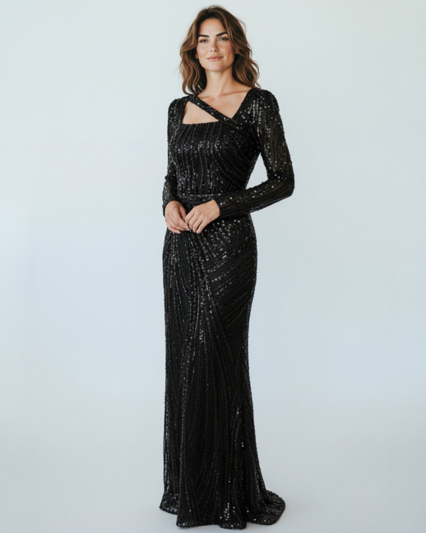 Figurbetontes Paillettenkleid mit asymmetrischem Ausschnitt - E275