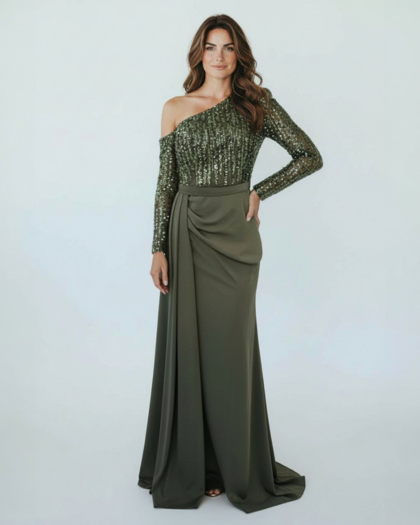 Ein-Schulter-Kleid mit besticktem Oberteil und Raffung - E276