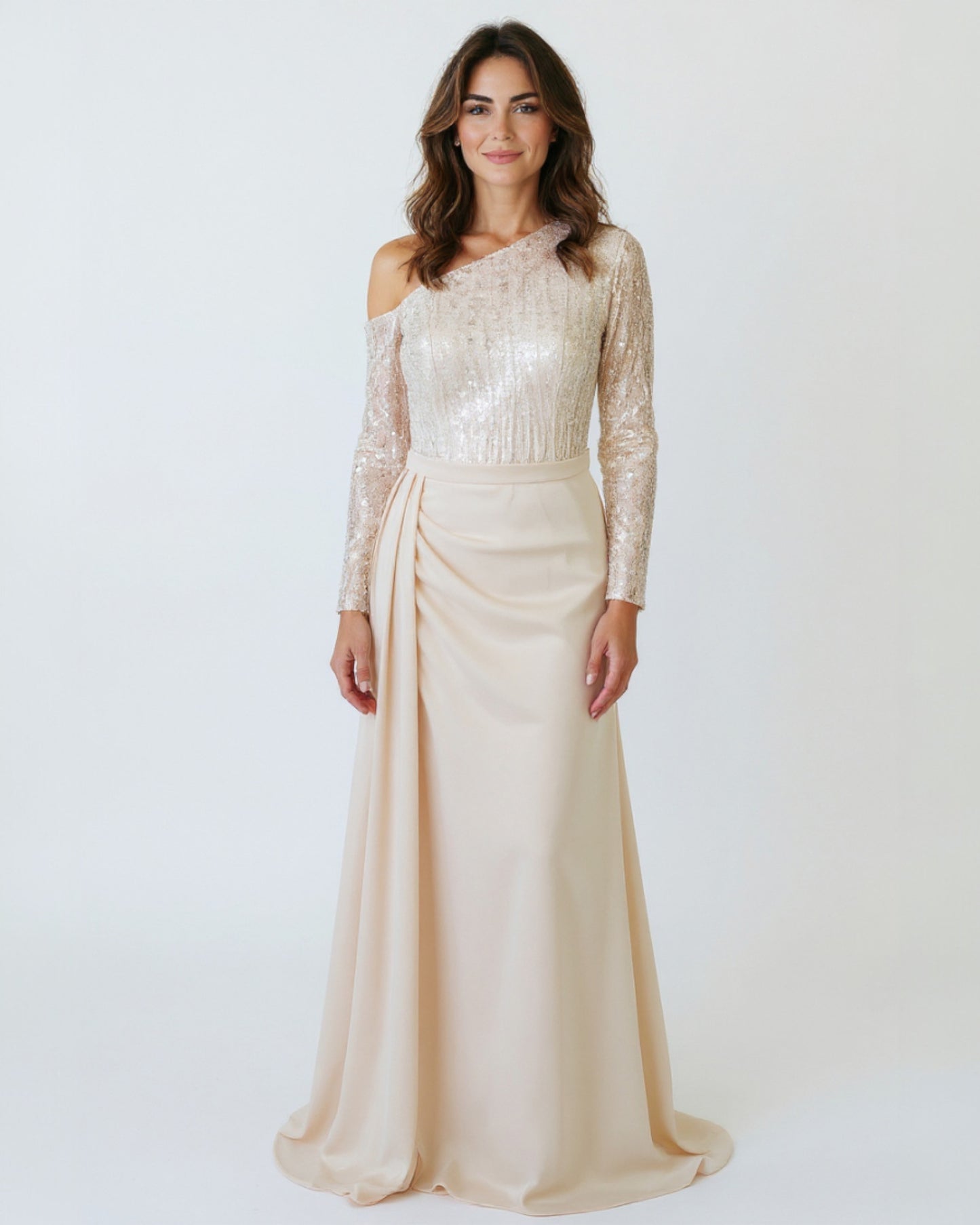 Ein-Schulter-Kleid mit besticktem Oberteil und Raffung - E276