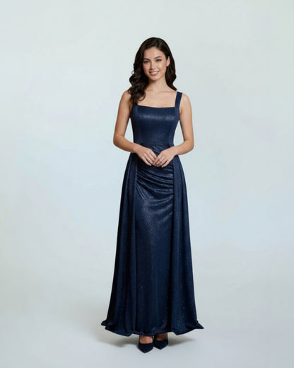 Schimmerndes Abendkleid mit Eckigem Ausschnitt - E295