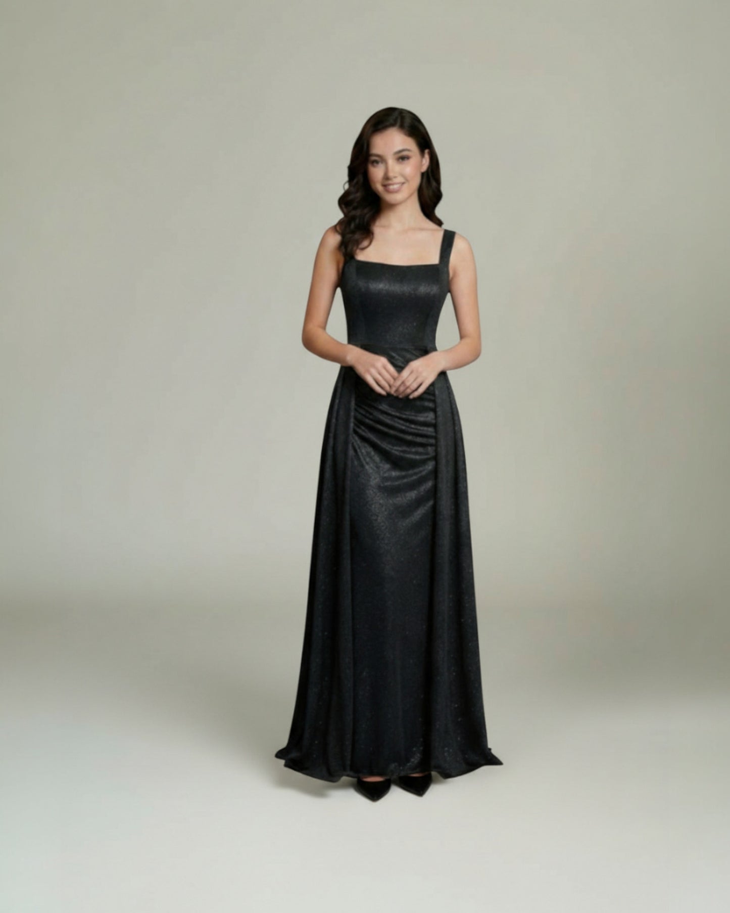 Schimmerndes Abendkleid mit Eckigem Ausschnitt - E295