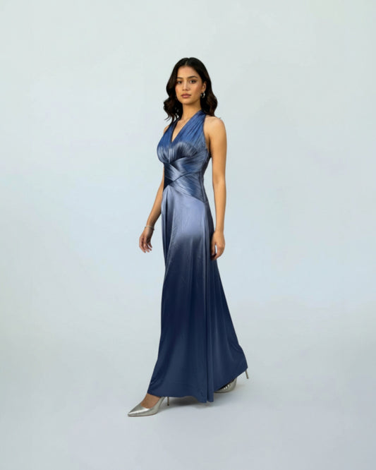 Elegantes Satin-Abendkleid mit Plissee E296