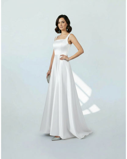 Elegantes Abendkleid in Satin-Optik-  E302