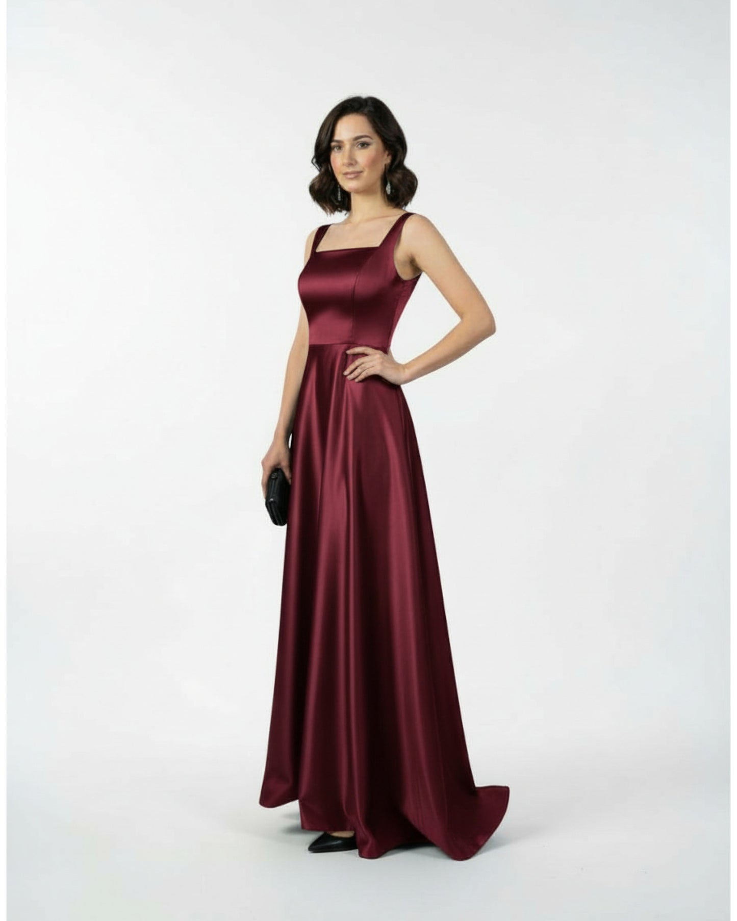 Elegantes Abendkleid in Satin-Optik-  E302