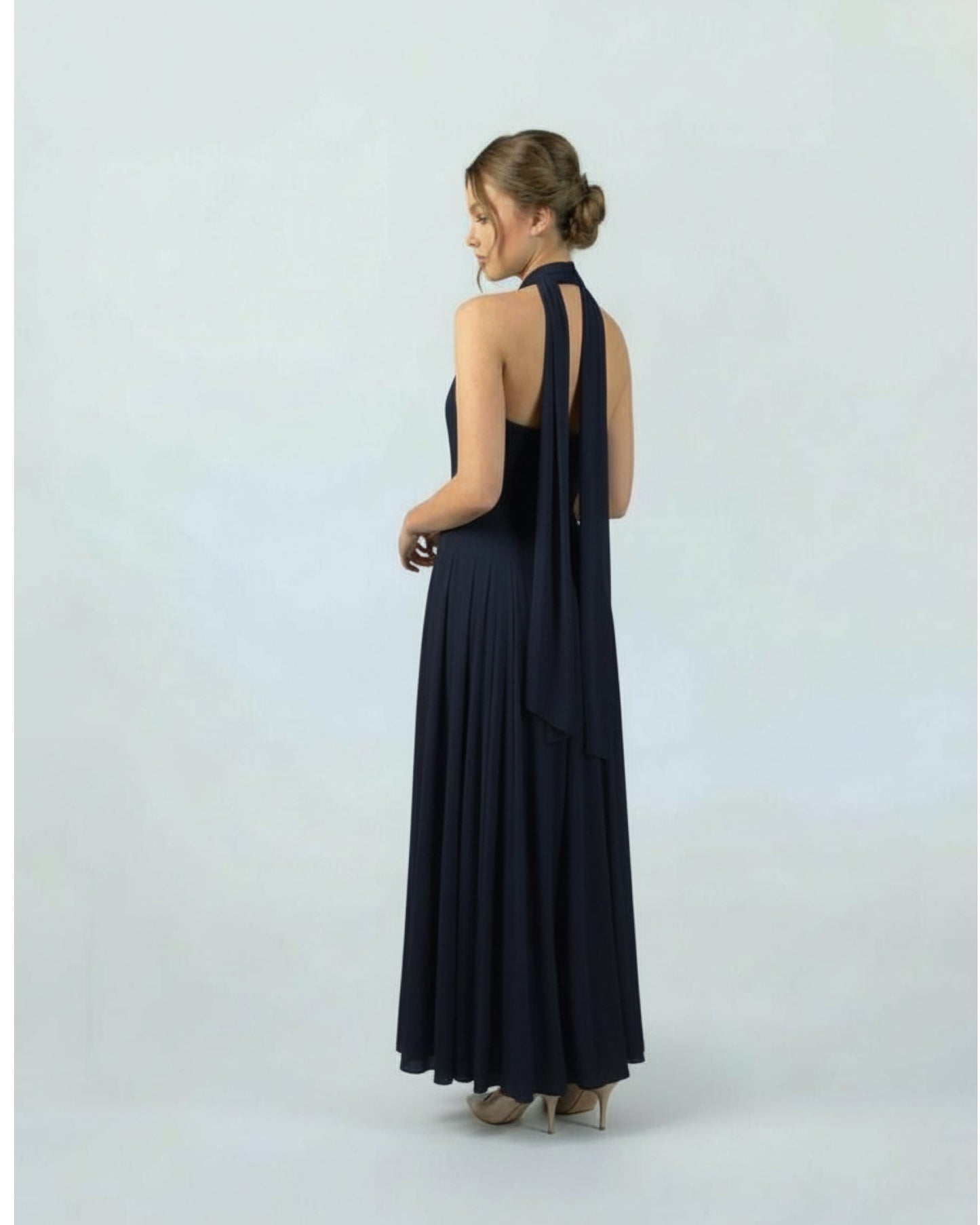 Trägerloses Abendkleid mit Asymmetrischem Schnitt E305
