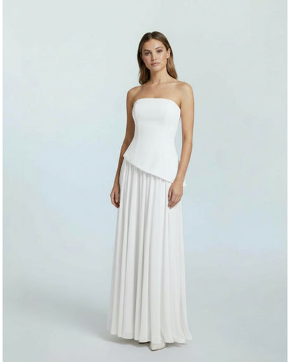 Trägerloses Abendkleid mit Asymmetrischem Schnitt E305