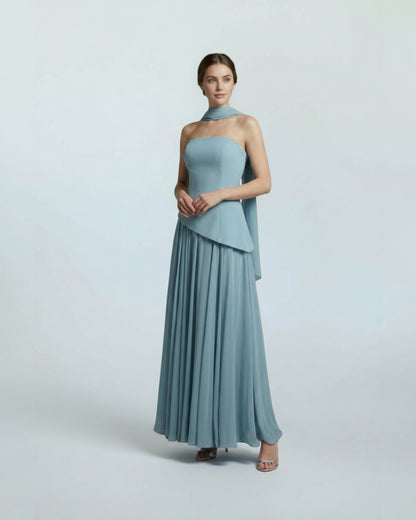 Trägerloses Abendkleid mit Asymmetrischem Schnitt E305