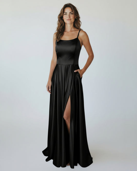 Elegantes Satin-Abendkleid mit Schlitz E310