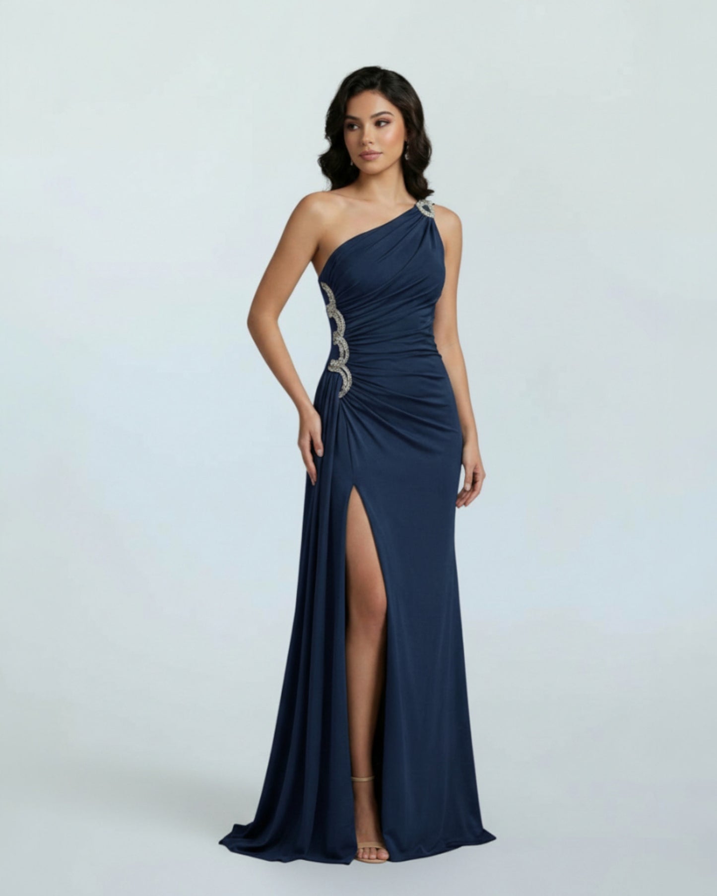 Dieses atemberaubende One-Shoulder-Abendkleid  E319