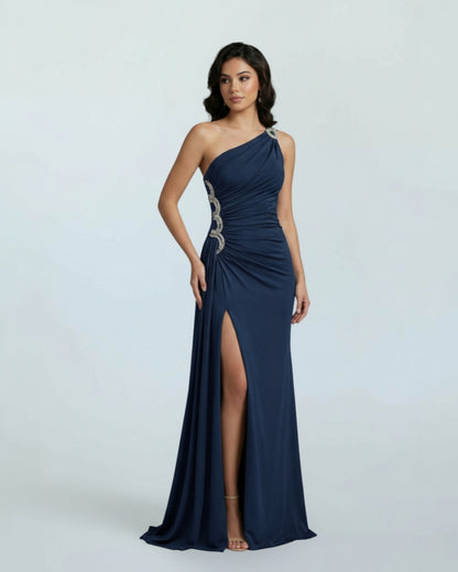 Dieses atemberaubende One-Shoulder-Abendkleid  E319