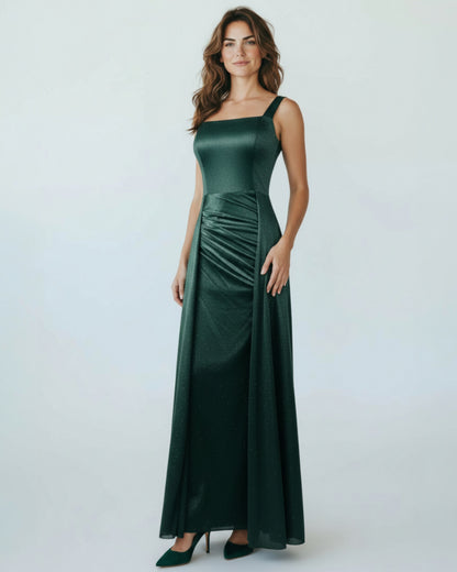 Schimmerndes Abendkleid mit Eckigem Ausschnitt - E295