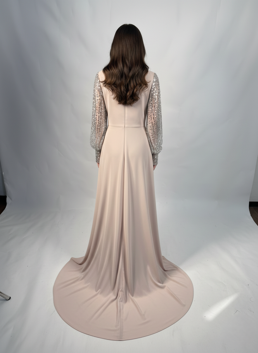 Langes Abendkleid mit One-Shoulder-Schnitt und Drapierung E358