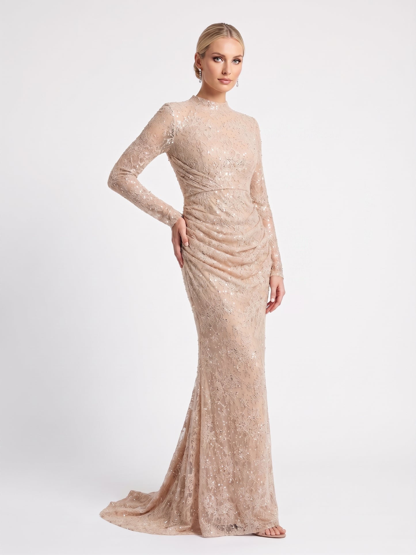 Langärmliges Spitzen-Abendkleid mit Raffung in Schokobraun Beschreibung: e405