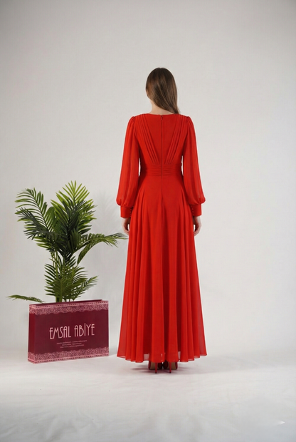 Chiffon-Abendkleid mit V-Ausschnitt und langen Ärmeln E348