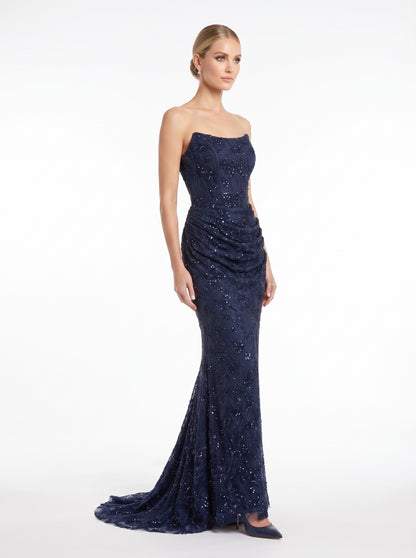 Langärmliges Spitzen-Abendkleid mit Raffung in Schokobraun Beschreibung: e405