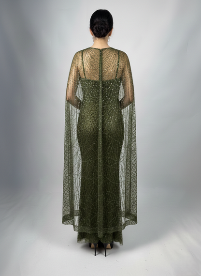 Verziertes Langes Abendkleid mit Cape-Detail  E342