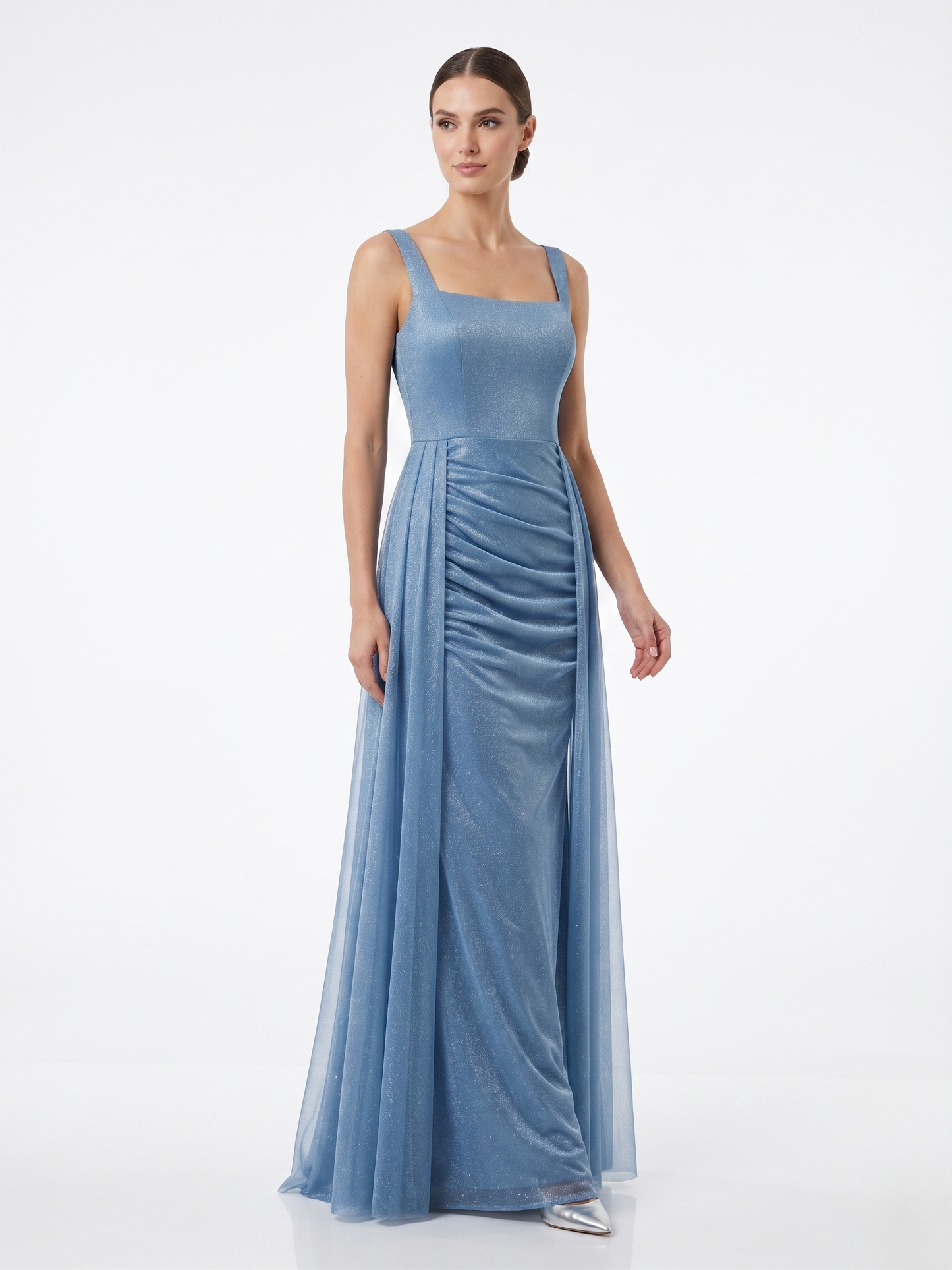 Schimmerndes Abendkleid mit Eckigem Ausschnitt - E295