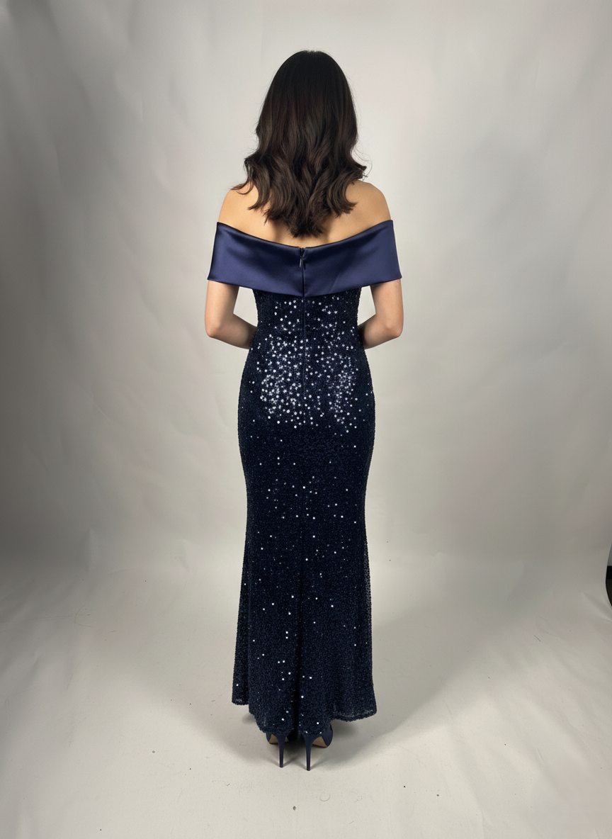 Langes Abendkleid mit Pailletten und Carmen-Ausschnitt E362