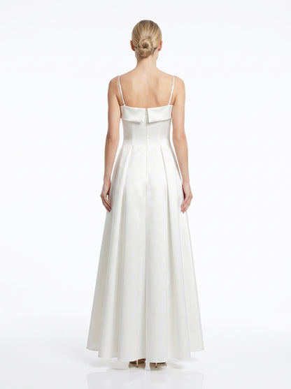 Schulterfreies Langes Abendkleid aus Satin E367
