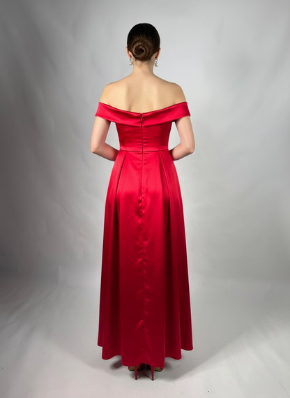 Schulterfreies Langes Abendkleid aus Satin E367