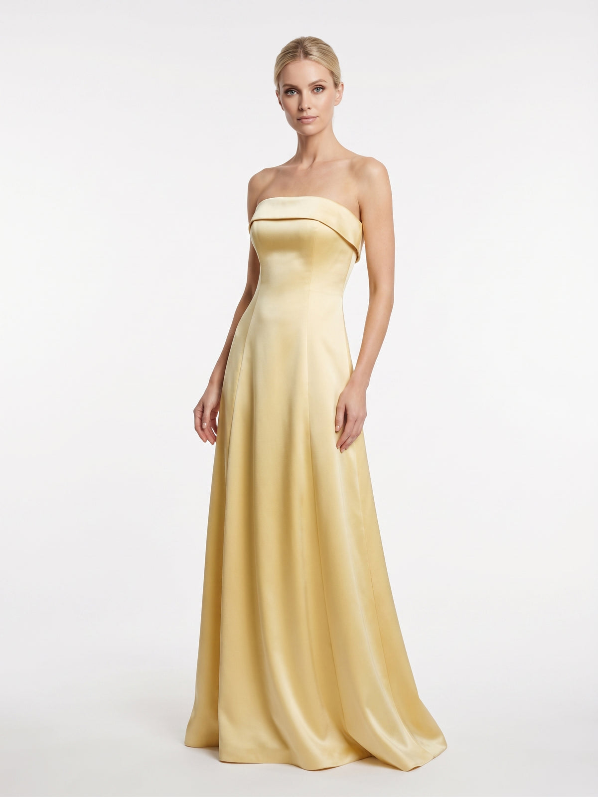 Schulterfreies Langes Abendkleid aus Satin E367