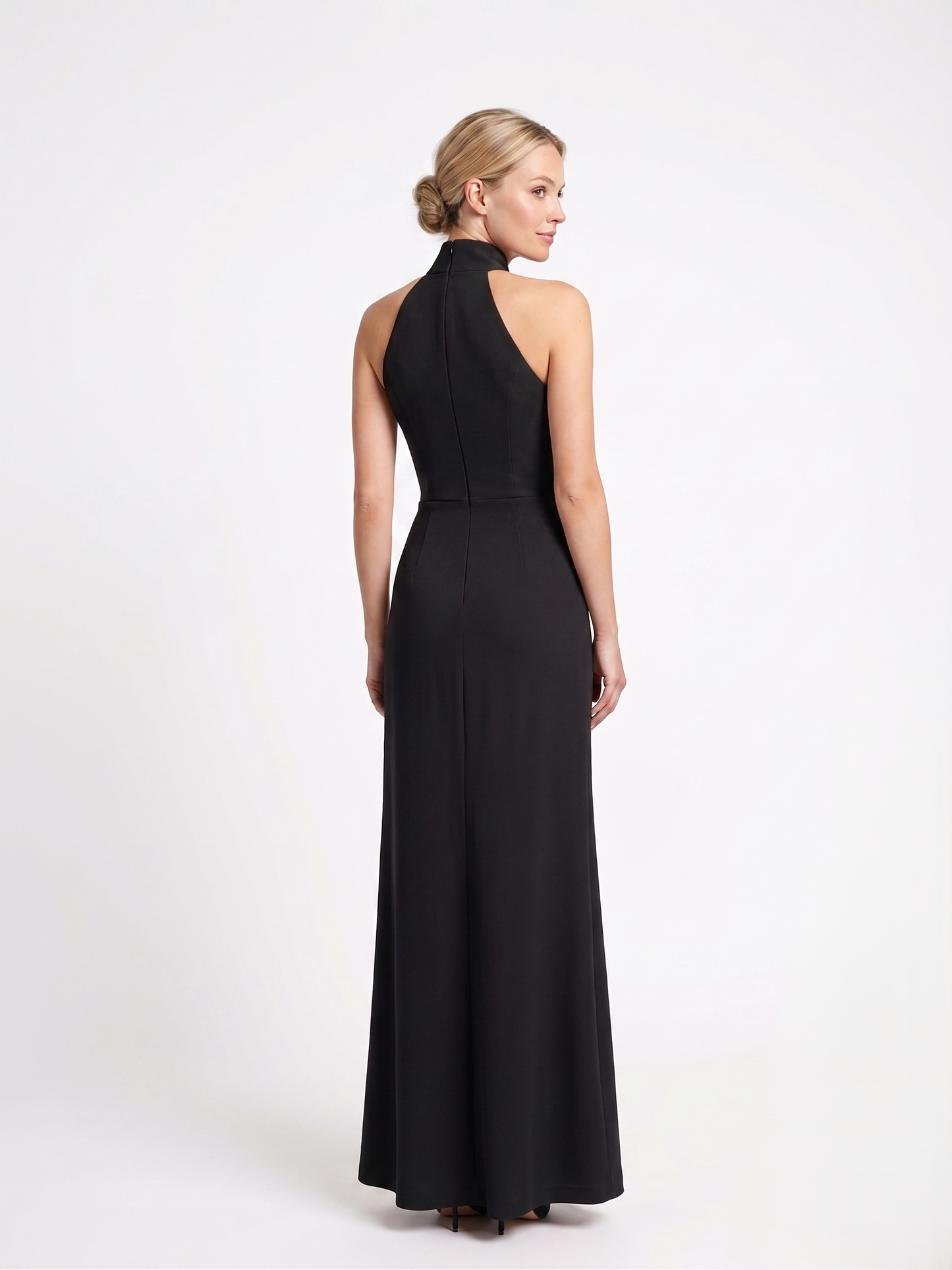 Chiffonabendkleid mit Drapierung und Stehkragen E384