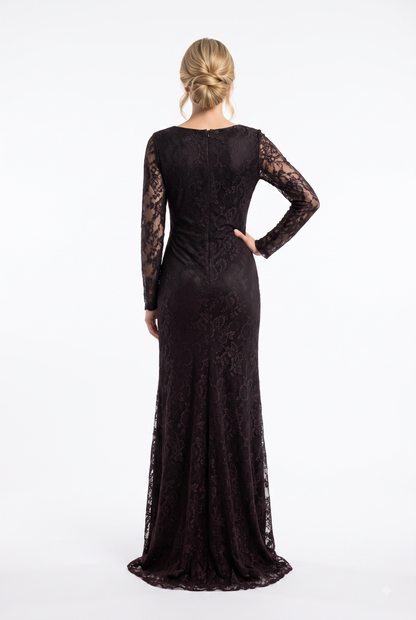 Spitzen-Abendkleid mit Drapierung und hohem Schlitz e395