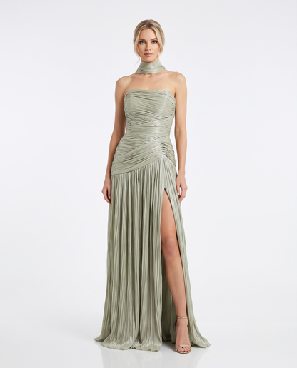 Plissiertes Abendkleid mit Choker  e393