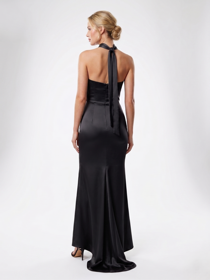 Satinabendkleid mit Wasserfallausschnitt   E283