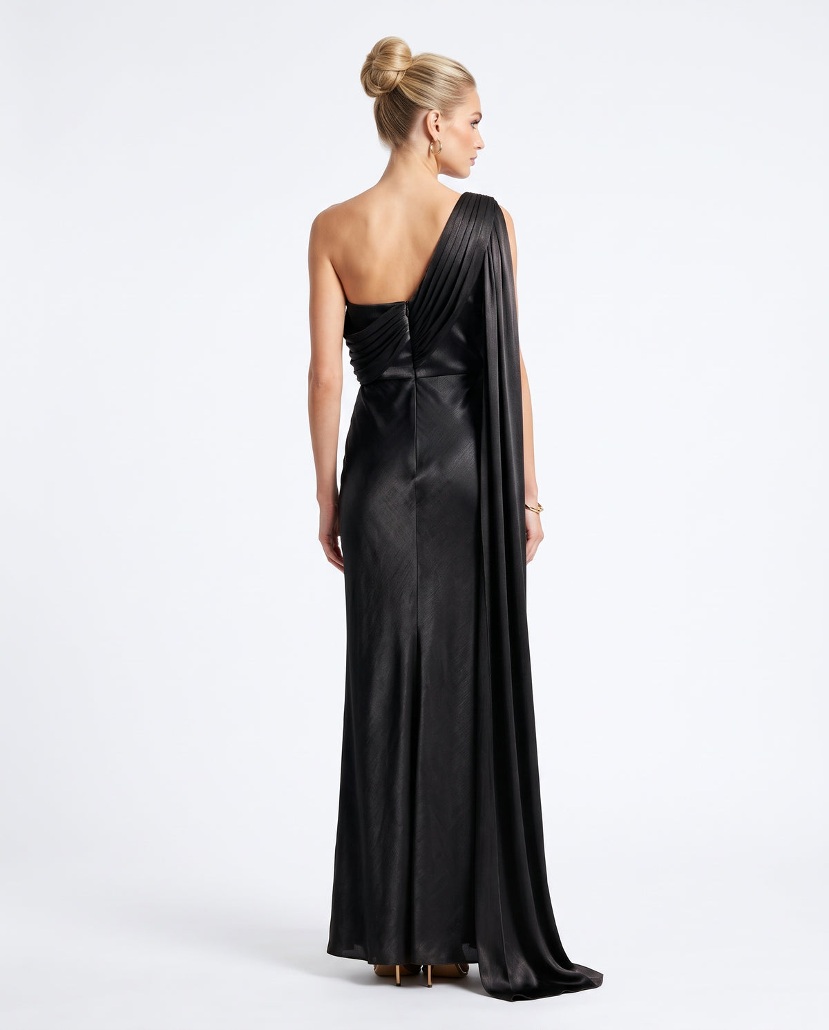Asymmetrisches One-Shoulder Abendkleid in Metallic-Bronze Beschreibung: e419