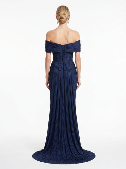 Elegantes schulterfreies Plissee-Abendkleid in Metallic-Olivgold Beschreibung: e389