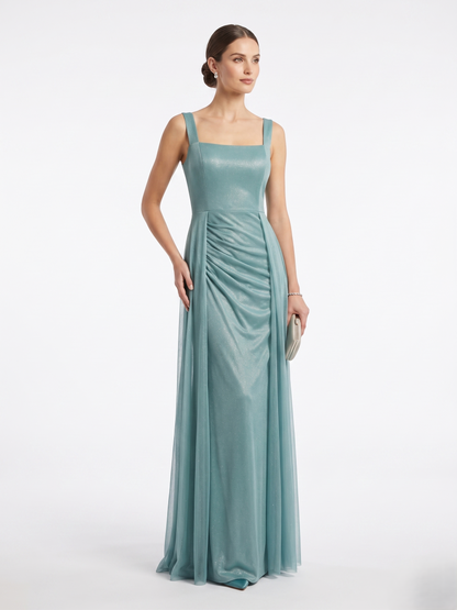 Schimmerndes Abendkleid mit Eckigem Ausschnitt - E295