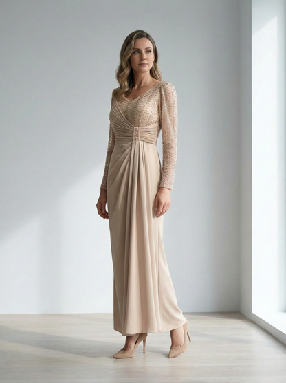 Langes Chiffon-Abendkleid mit Perlenstickerei und langen Ärmeln E347