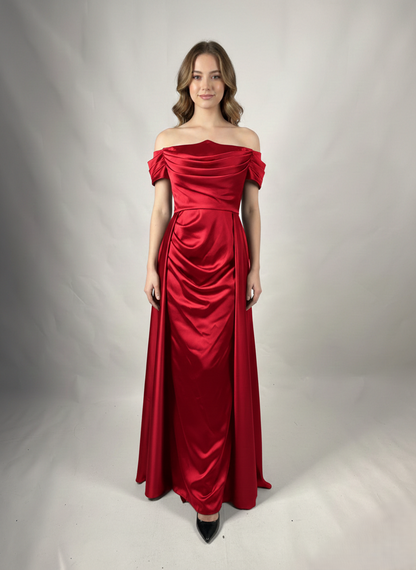 Langes Abendkleid mit U-Boot-Ausschnitt und Drapierung E370