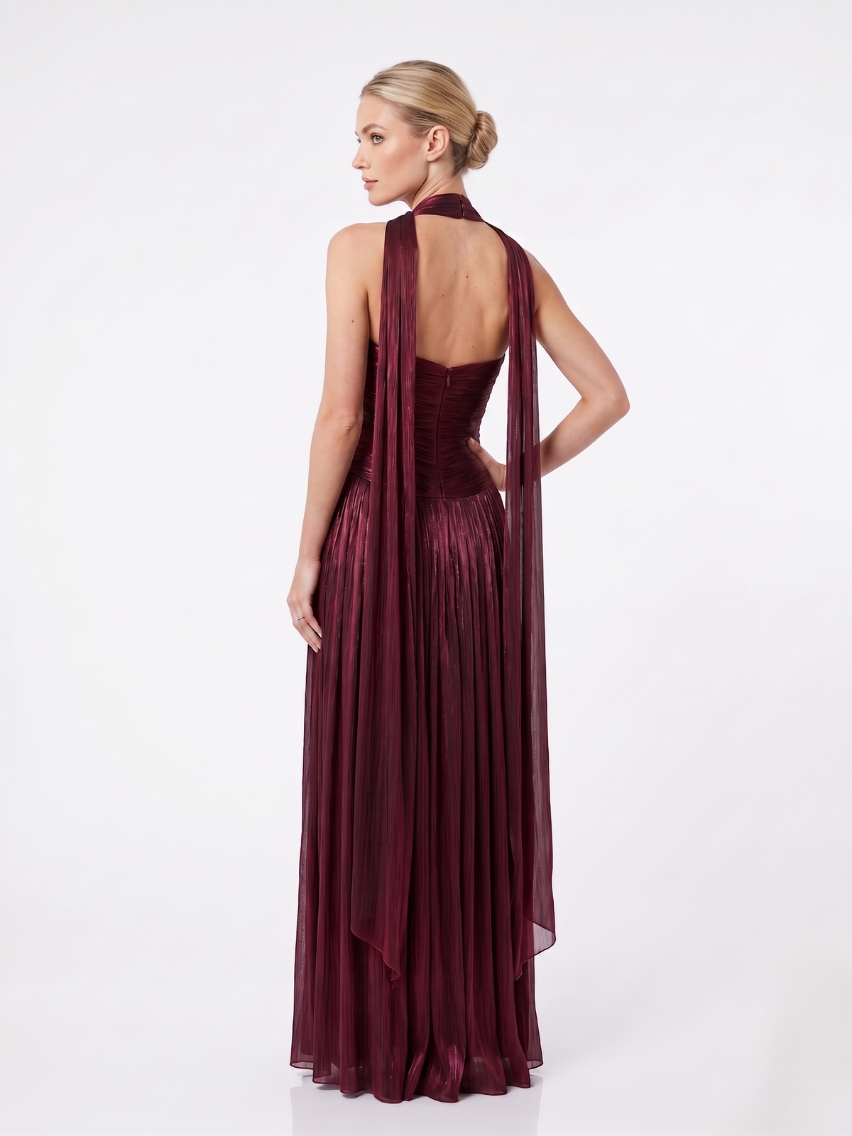 Elegantes trägerloses Plissee-Abendkleid mit Strassbesatz in Metallic-Olivgrün Beschreibung: e402