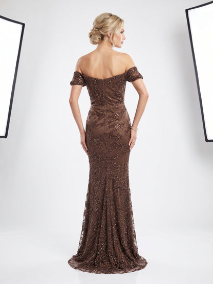 Elegantes schulterfreies Abendkleid mit Pailletten und hohem Beinschlitz in Schokobraun Beschreibung:e398